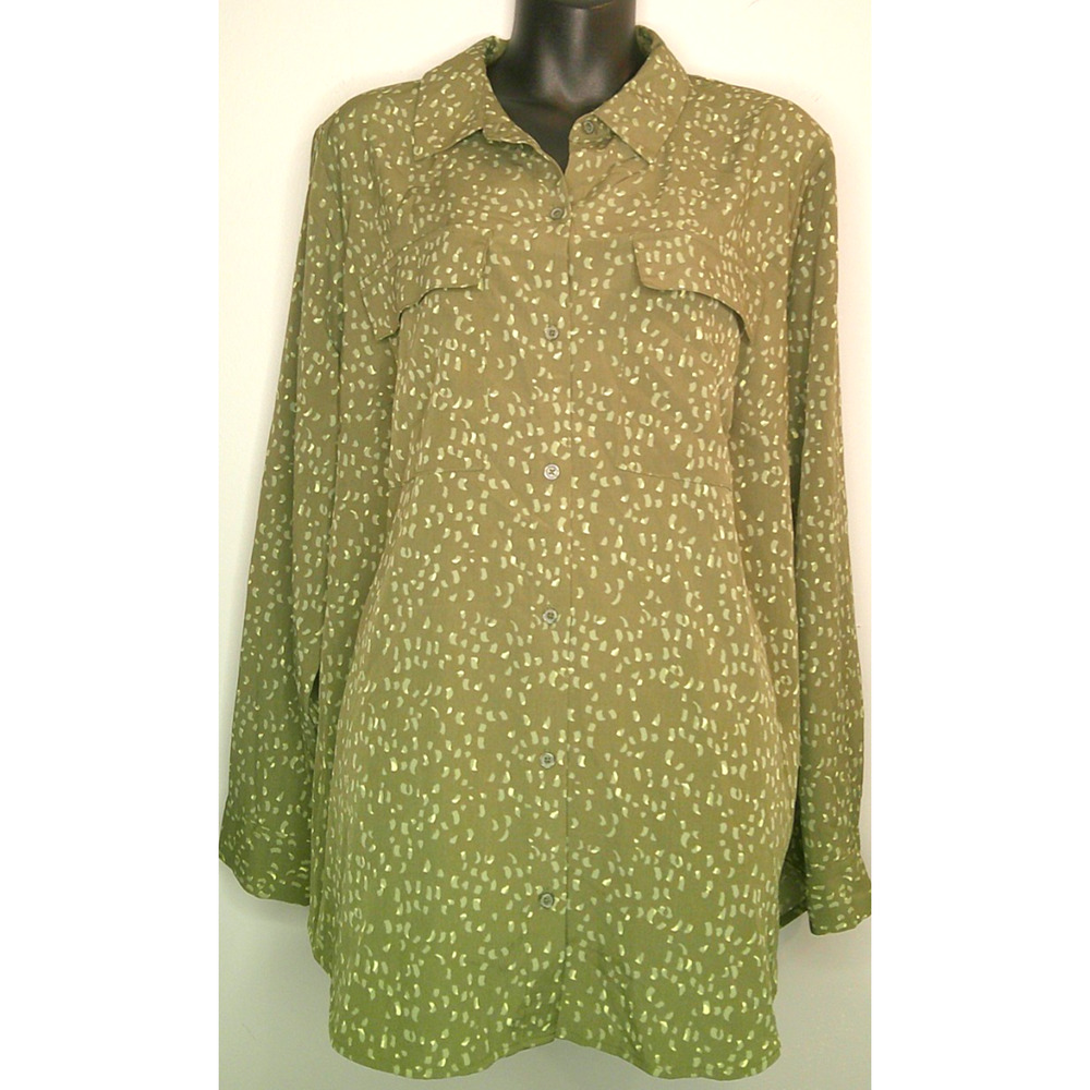 Evri Women's Button-down 1X Army Green Long Sleeve Blouse